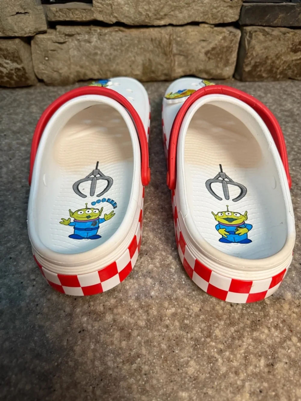 CROCS Toy Story - Picture 3 of 8